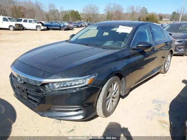 1HGCV1F18KA117585 2019 HONDA ACCORD - Image 2
