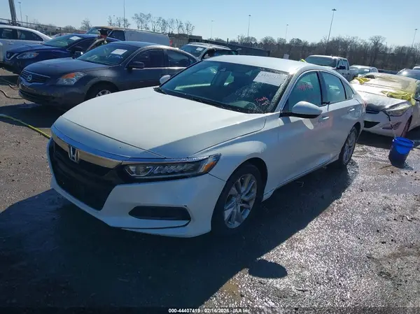 1HGCV1F18KA134788 2019 HONDA ACCORD - Image 2