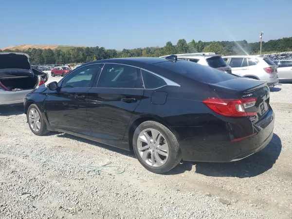 1HGCV1F18KA137688 2019 HONDA ACCORD - Image 2
