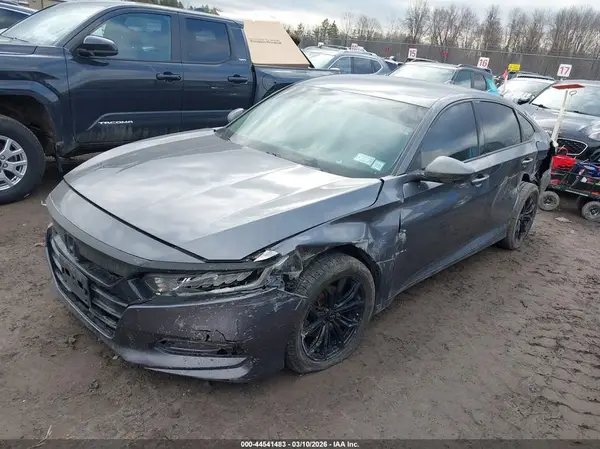 1HGCV1F18KA169816 2019 HONDA ACCORD - Image 2