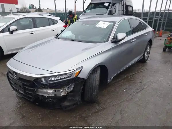 1HGCV1F18LA076201 2020 HONDA ACCORD - Image 2