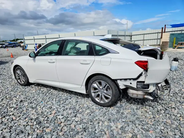 1HGCV1F18LA099798 2020 HONDA ACCORD - Image 2