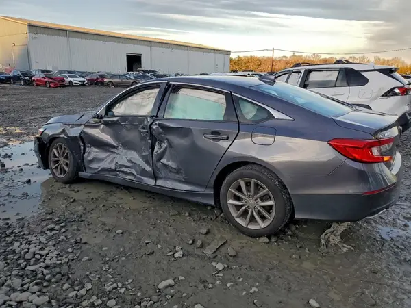 1HGCV1F18NA039023 2022 HONDA ACCORD - Image 2