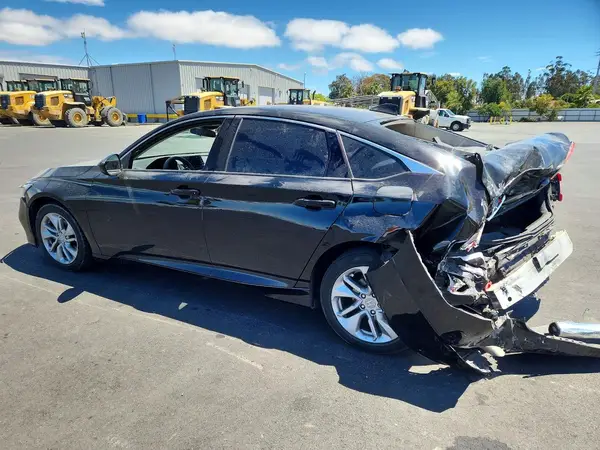 1HGCV1F19JA002203 2018 HONDA ACCORD - Image 2