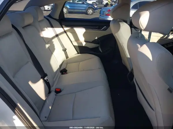 1HGCV1F19JA004842 2018 HONDA ACCORD - Image 8
