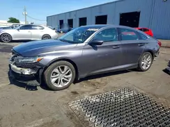 1HGCV1F19JA035993 2018 HONDA ACCORD