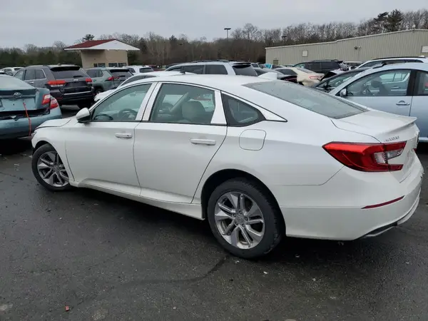 1HGCV1F19JA049828 2018 HONDA ACCORD - Image 2