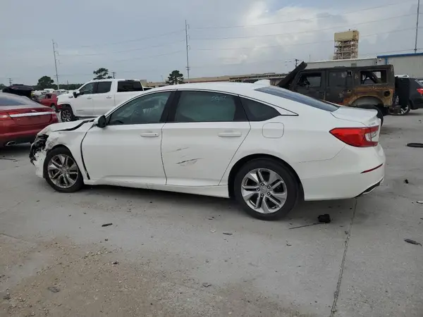 1HGCV1F19JA052776 2018 HONDA ACCORD - Image 2