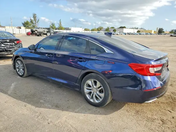 1HGCV1F19JA069383 2018 HONDA ACCORD - Image 2