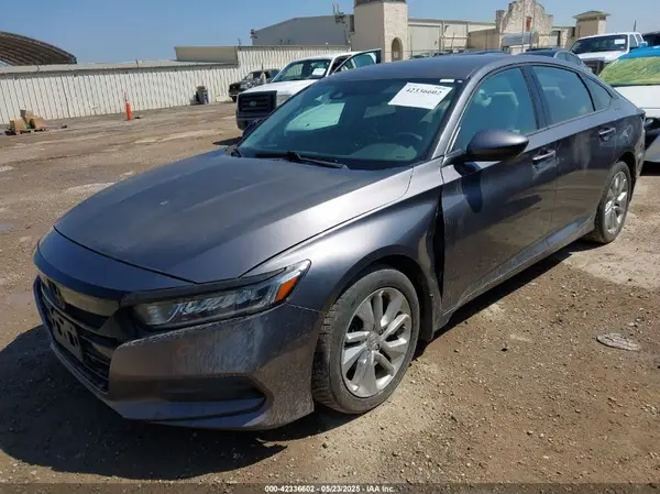 1HGCV1F19JA071456 2018 HONDA ACCORD - Image 2
