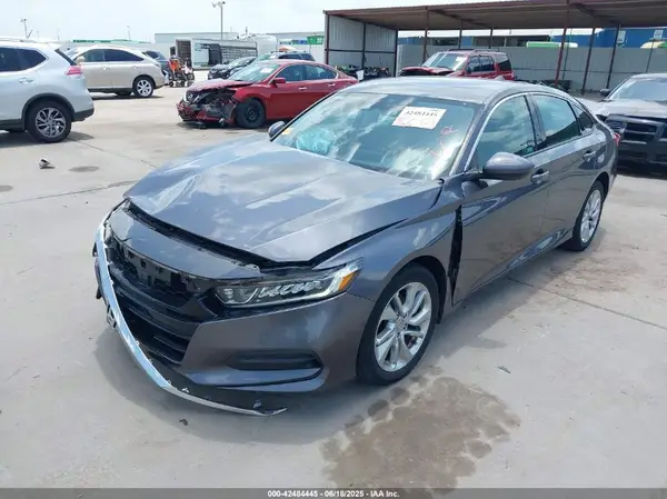 1HGCV1F19JA095949 2018 HONDA ACCORD - Image 2