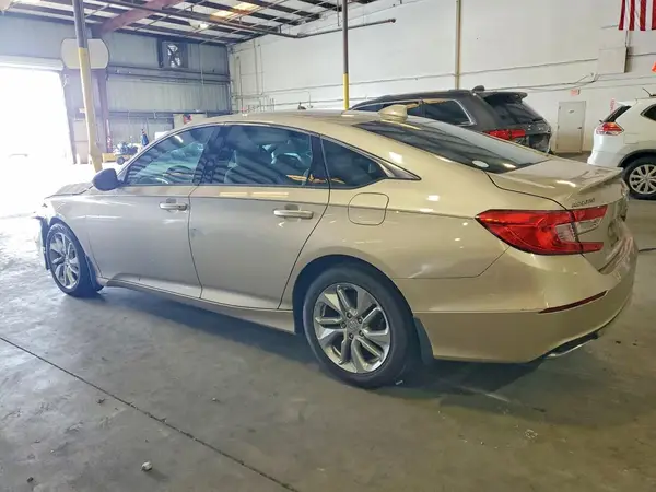 1HGCV1F19JA104472 2018 HONDA ACCORD - Image 2