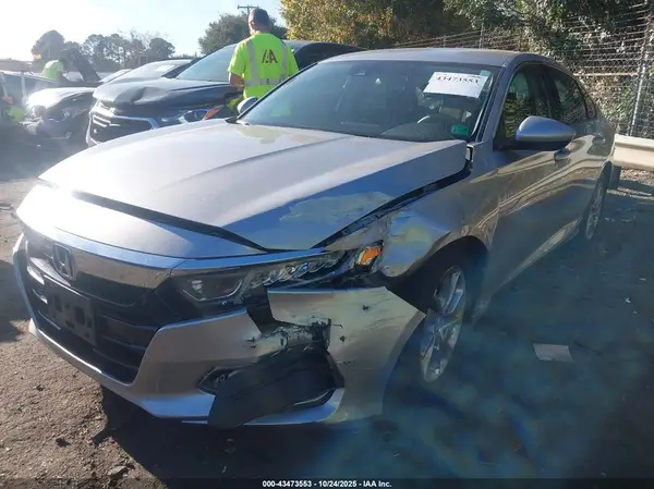 1HGCV1F19JA108439 2018 HONDA ACCORD - Image 2