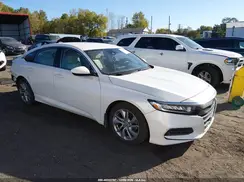 1HGCV1F19JA117240 2018 HONDA ACCORD
