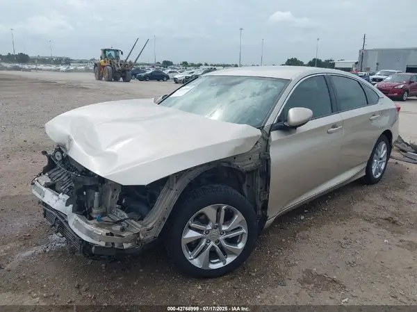 1HGCV1F19JA118808 2018 HONDA ACCORD - Image 2