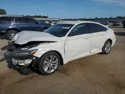 1HGCV1F19JA124401 2018 HONDA ACCORD
