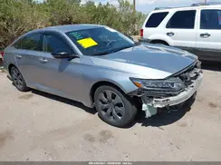 1HGCV1F19JA139982 2018 HONDA ACCORD