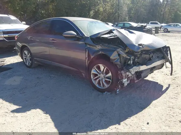 1HGCV1F19JA144888 2018 HONDA ACCORD - Image 1