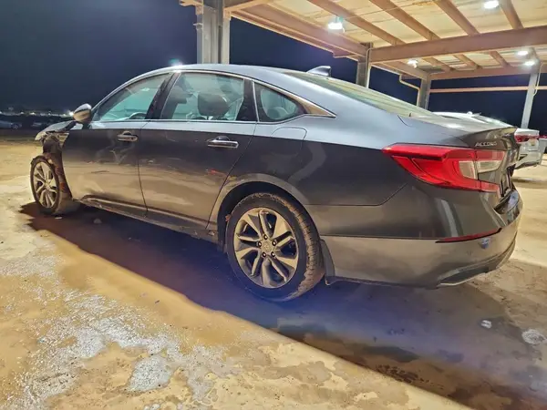 1HGCV1F19JA146155 2018 HONDA ACCORD - Image 2