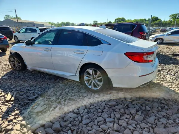 1HGCV1F19JA152800 2018 HONDA ACCORD - Image 2