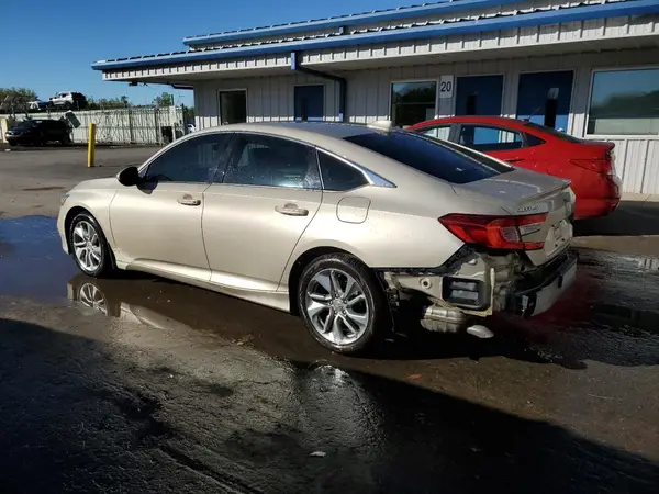1HGCV1F19JA154983 2018 HONDA ACCORD - Image 2