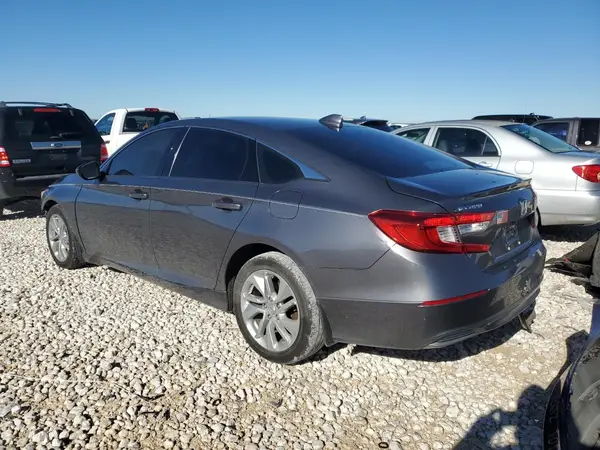 1HGCV1F19JA171220 2018 HONDA ACCORD - Image 2