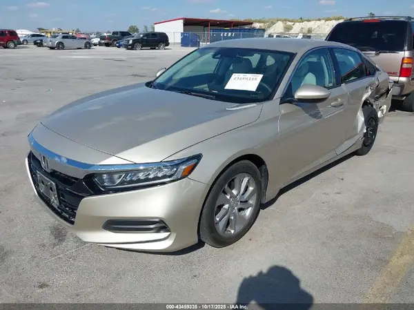 1HGCV1F19JA194187 2018 HONDA ACCORD - Image 2