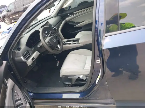 1HGCV1F19JA195050 2018 HONDA ACCORD - Image 8