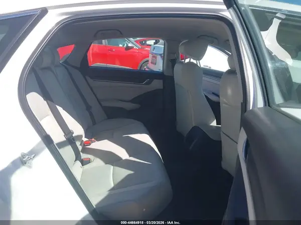 1HGCV1F19JA231481 2018 HONDA ACCORD - Image 8