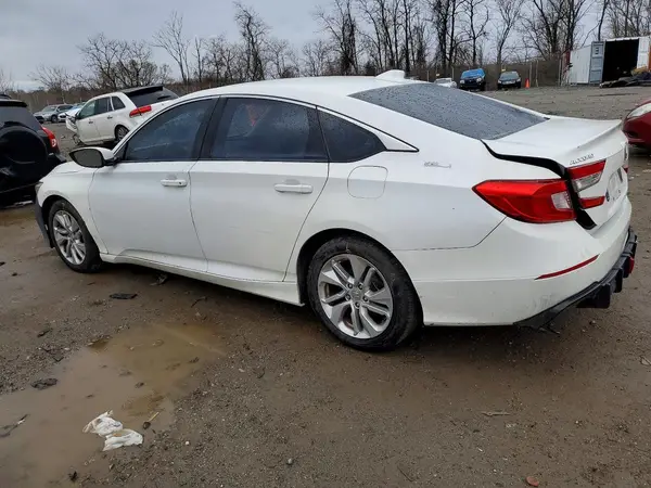 1HGCV1F19JA231836 2018 HONDA ACCORD - Image 2