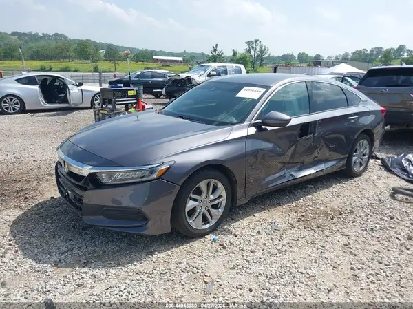 1HGCV1F19JA240360 2018 HONDA ACCORD - Image 2