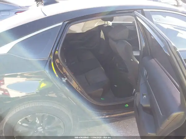 1HGCV1F19JA246577 2018 HONDA ACCORD - Image 8