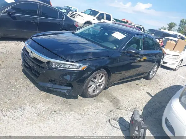 1HGCV1F19JA247826 2018 HONDA ACCORD - Image 2