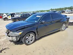 1HGCV1F19JA251536 2018 HONDA ACCORD