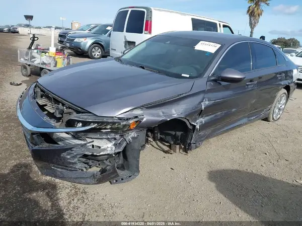 1HGCV1F19JA252086 2018 HONDA ACCORD - Image 2