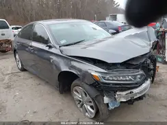 1HGCV1F19JA252380 2018 HONDA ACCORD