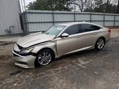 1HGCV1F19JA257689 2018 HONDA ACCORD