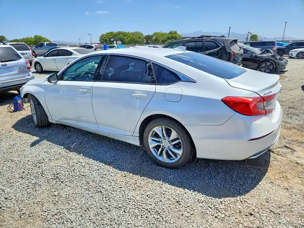 1HGCV1F19JA260205 2018 HONDA ACCORD - Image 2