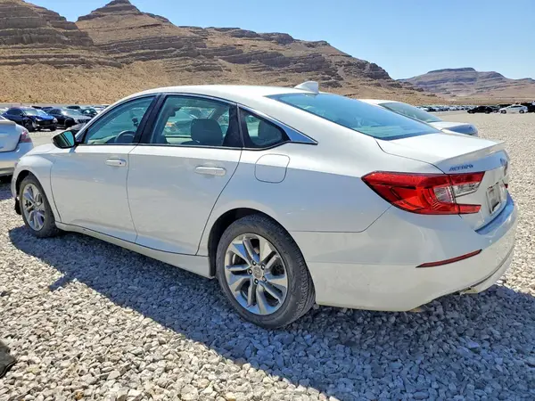 1HGCV1F19JA261967 2018 HONDA ACCORD - Image 2