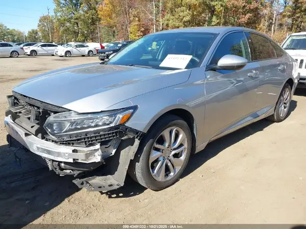 1HGCV1F19JA266294 2018 HONDA ACCORD - Image 2