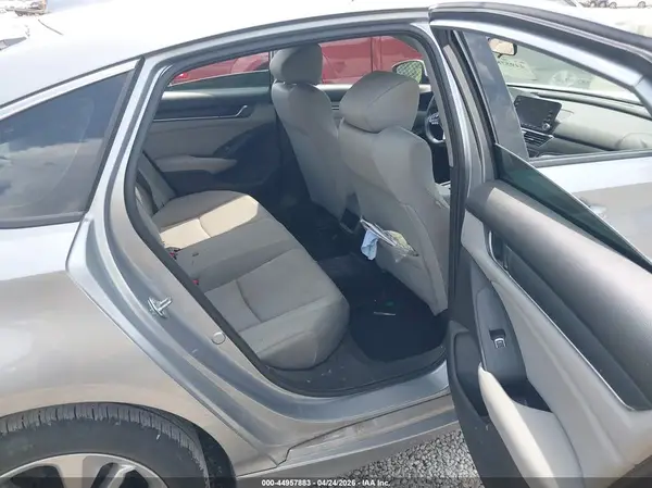 1HGCV1F19JA267364 2018 HONDA ACCORD - Image 8