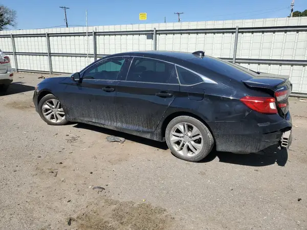 1HGCV1F19JA267719 2018 HONDA ACCORD - Image 2