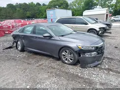 1HGCV1F19JA268434 2018 HONDA ACCORD
