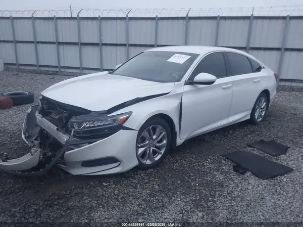 1HGCV1F19KA022405 2019 HONDA ACCORD - Image 2