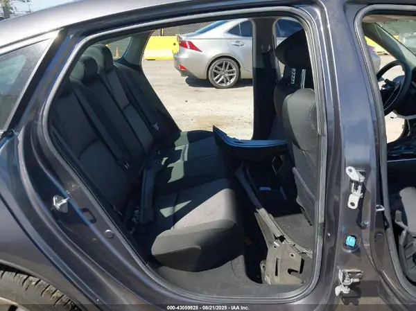 1HGCV1F19KA030004 2019 HONDA ACCORD - Image 8