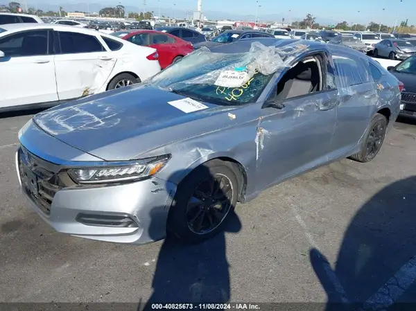 1HGCV1F19KA040807 2019 HONDA ACCORD - Image 2