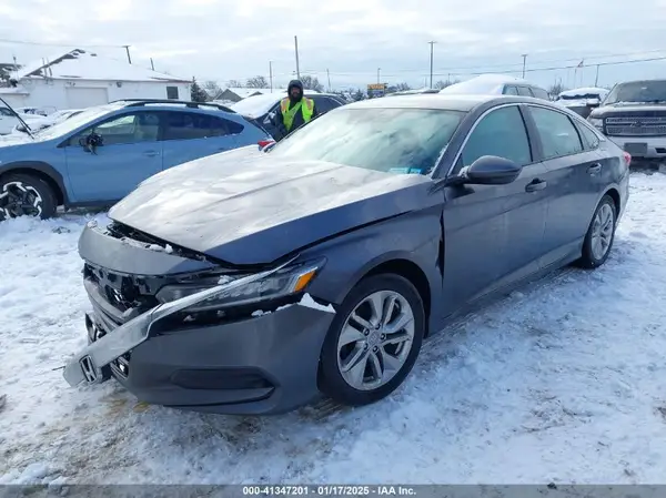 1HGCV1F19KA052049 2019 HONDA ACCORD - Image 2