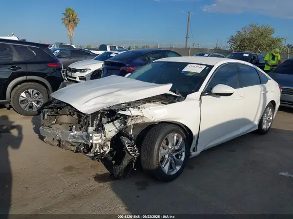 1HGCV1F19KA138946 2019 HONDA ACCORD - Image 2