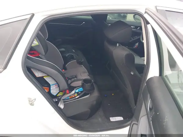 1HGCV1F19KA155813 2019 HONDA ACCORD - Image 8