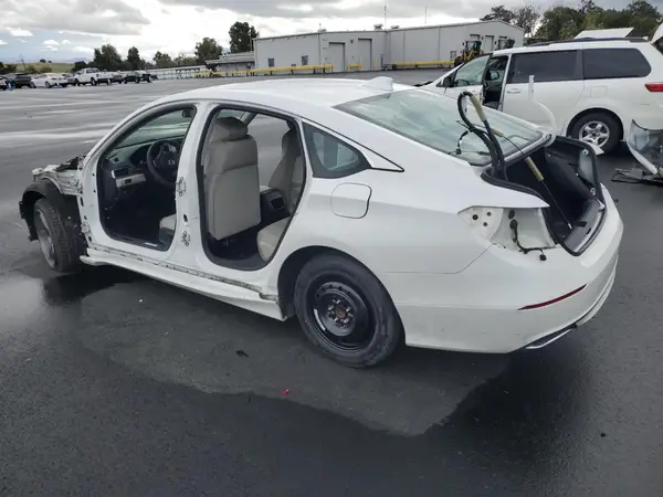1HGCV1F19KA159926 2019 HONDA ACCORD - Image 2